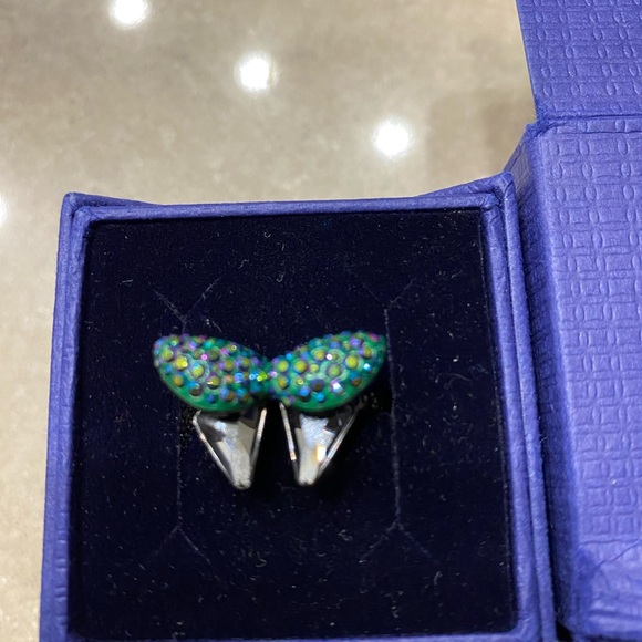 Swarovski Ring - Picture 2 of 3